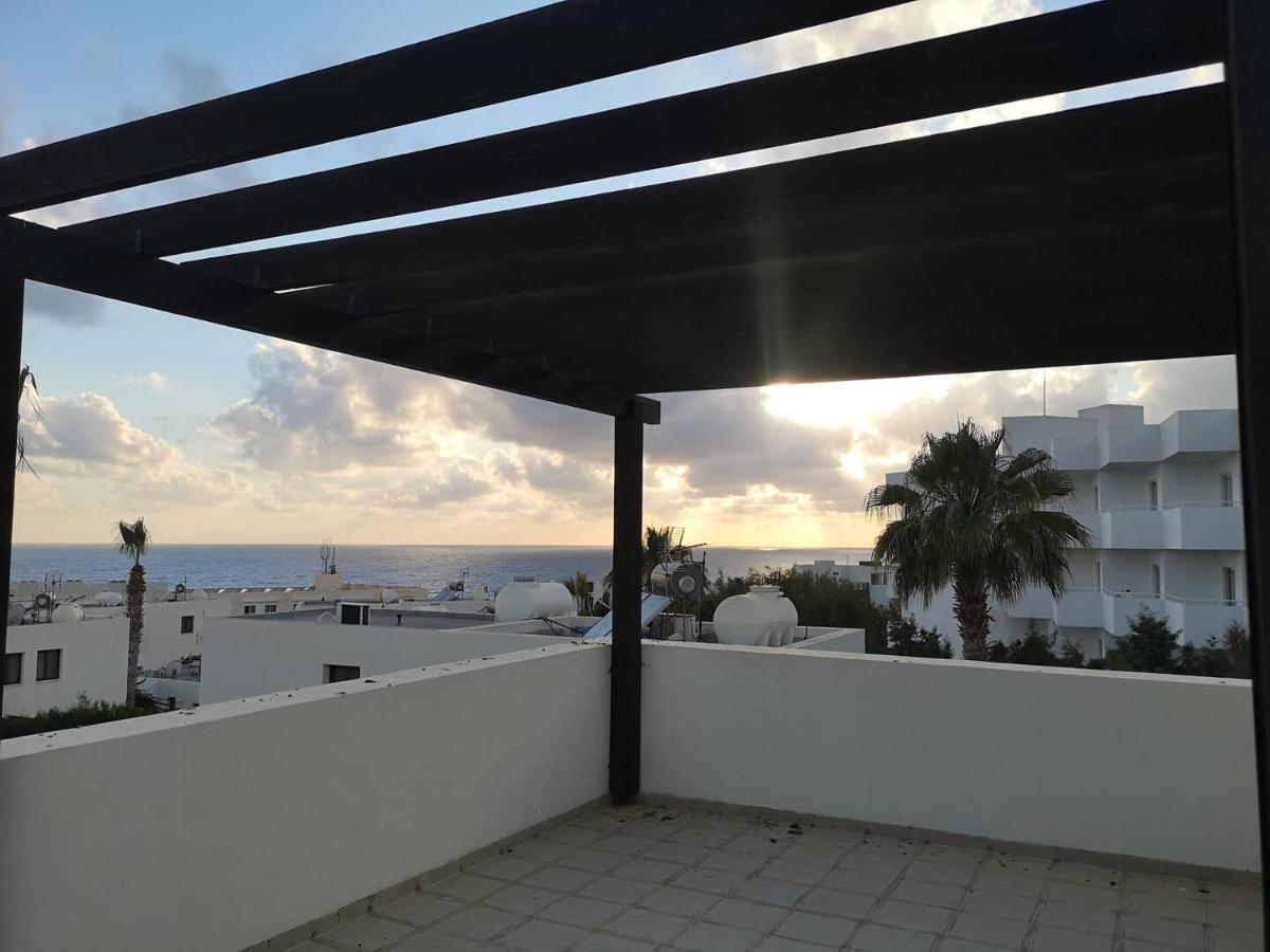 Villa Med-Sunset Kissonerga Esterno foto